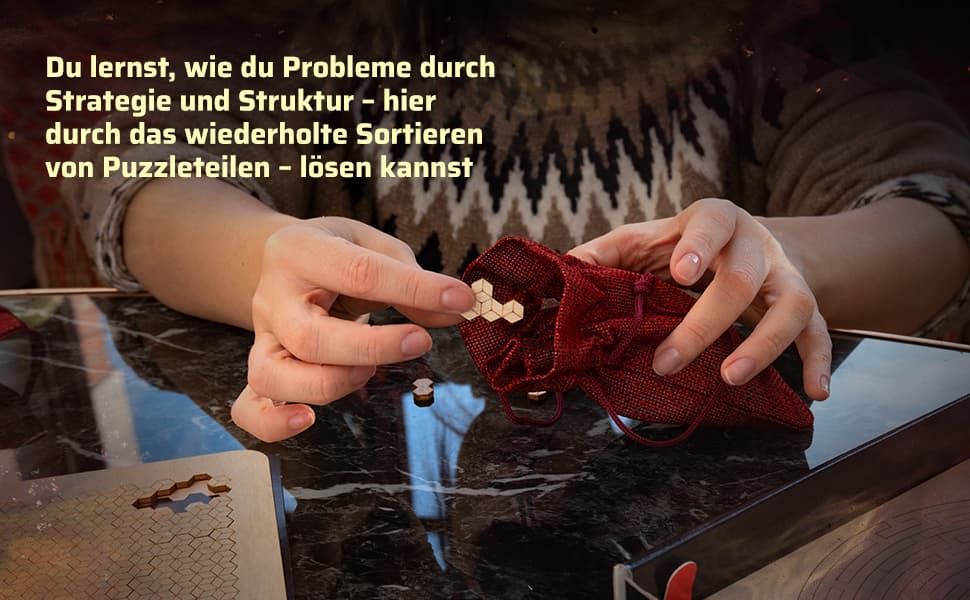 Fotos und Abbildungen von Trio Wooden Jigsaw Puzzles. ESC WELT.